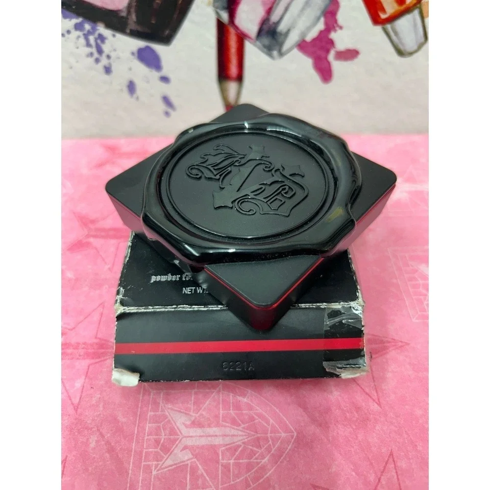Kat von d lock it powder foundation deep 210